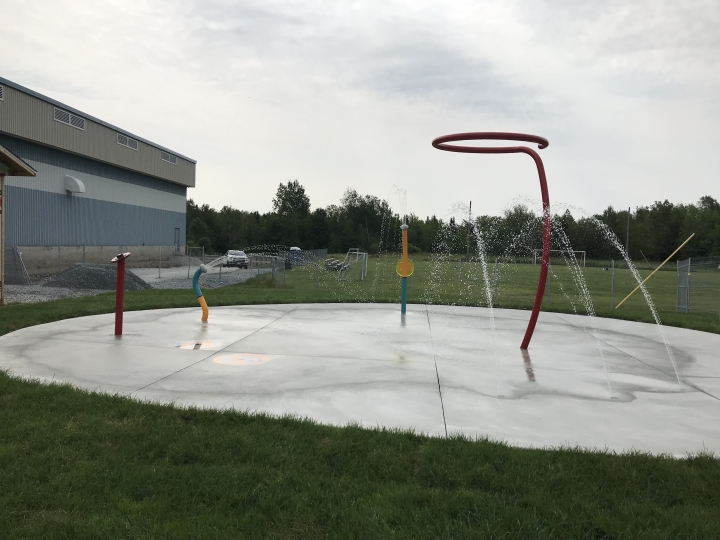 Ouverture des jeux d'eau au Parc Desjardins