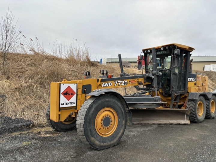 Nivelage et marquage de rues